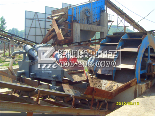 洗沙機與細(xì)砂回收機.jpg